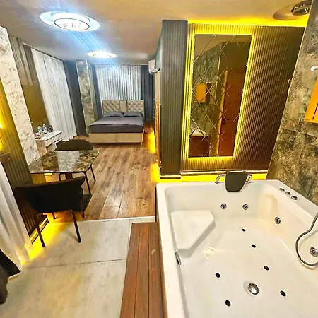 Taksim Luxury Arcadia Apartmanhotel 4*